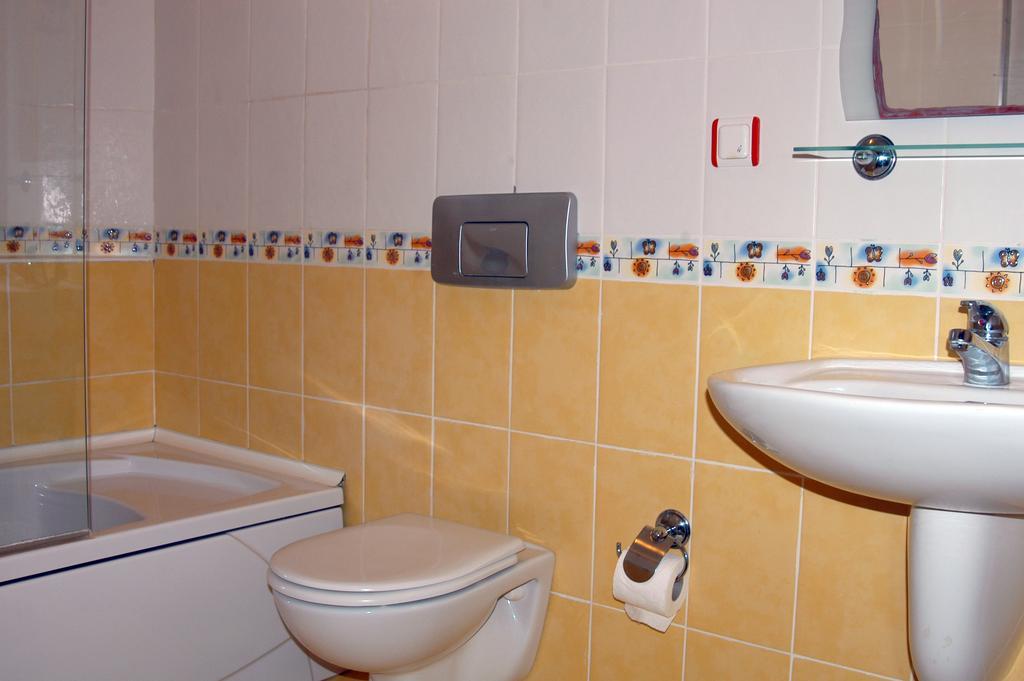 Club Arya Apart Hotel Gümbet Pokoj fotografie